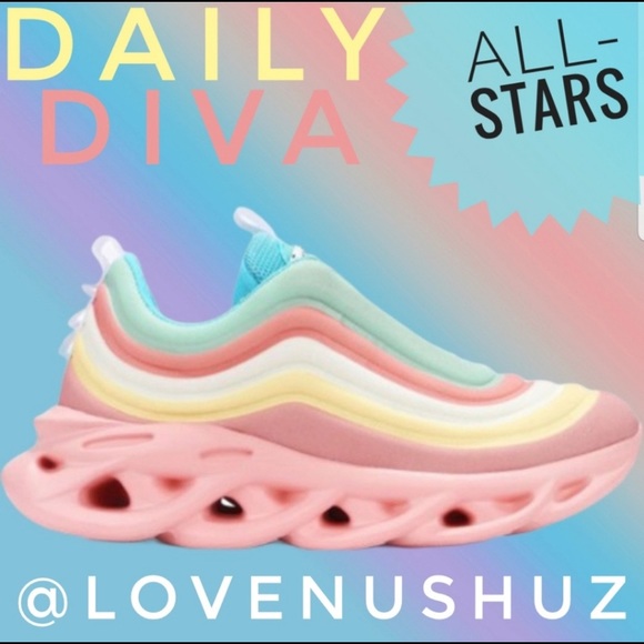 Robbin Orlando Color Block Platform Wedge Sneaker - Picture 5 of 9